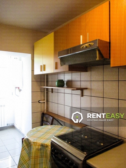 De vanzare!Apartament decomandat cu 3 camere situat pe Bulevardul Independentei - UMF